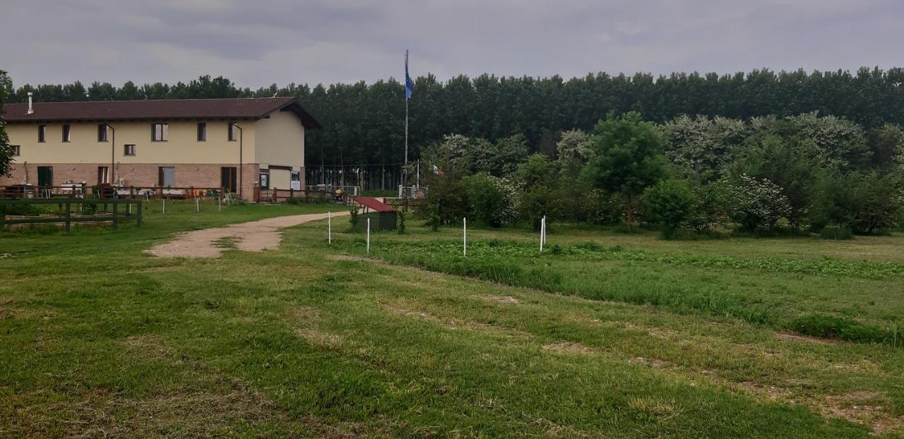 Cascina Lai - Oasi Naturalistica - Camere Private Santena Extérieur photo